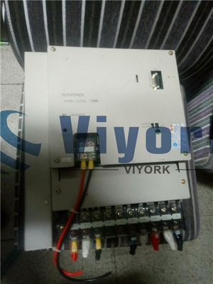 Yaskawa sgdb-60ADG nieuwe ServoDrives 200-230v-ac 0-230v-ac 3ph 7.37hp