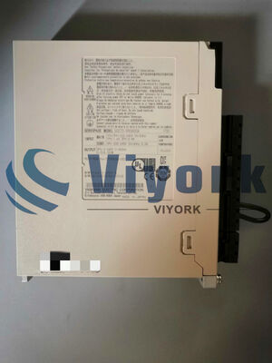 Yaskawa SGD7S-R90A00A SERVOPACK SIGMA-7 SERIES 1PH/3PH 1.6A/0.8A 200-240V NEW