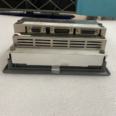 UNIOP EK-52 DE COMMISSIE 24VDC 0.3A VAN DE EXPLOITANTinterface 1 NIEUWE JAARgarantie