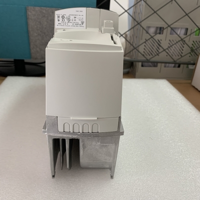 VAN DE DE OMSCHAKELAARSaandrijving VAN NIDEC SP1406 HET KADERgrootte 1 NIEUWE 50/60HZ 11A 5.5KW