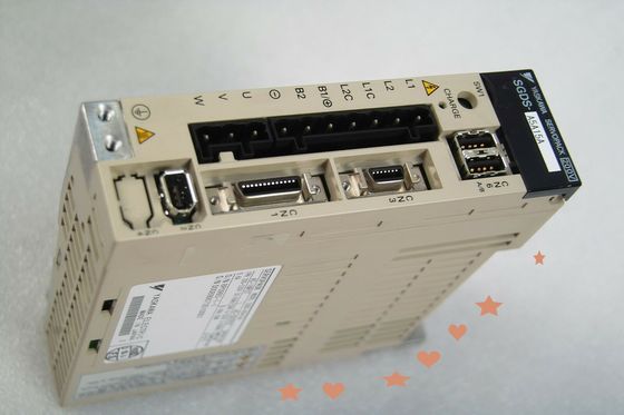 NIEUWE Yaskawa sgds-A5A15A AC SERVOversterker 200-230V 0.6A 50W