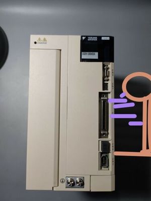 NIEUWE Yaskawa sgdv-180A01A AC SERVOversterker 200-230V 9.7A 2KW